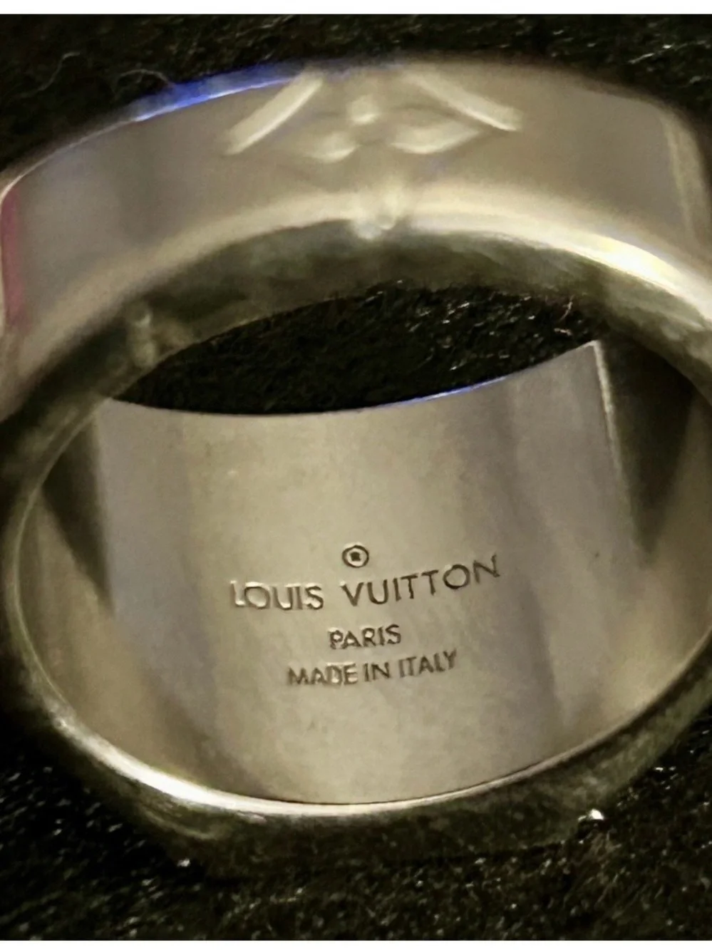 Louis Vuitton Polished Silver Monogram Signet Ring - Picture 9 of 11